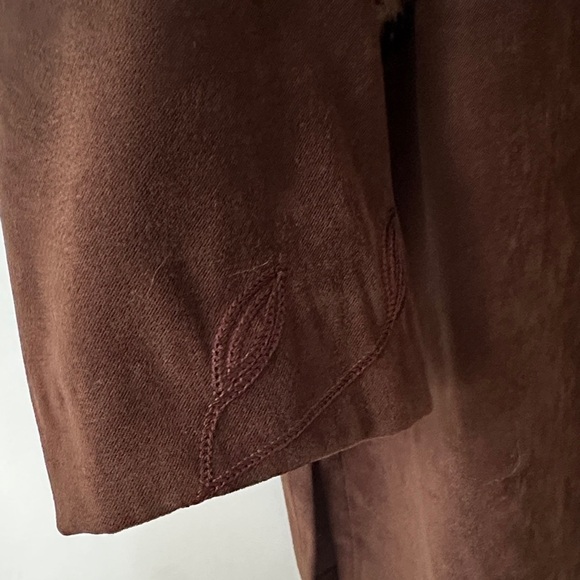 TANJAY | Vintage Brown Mixed Media Animal Print Embroidered Button Up Blouse - Picture 5 of 15